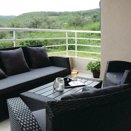 Two-bedroom In Apartman *